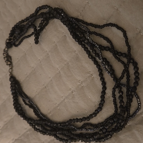 Elegant Jewelry Organizer with Assorted Earrings - Picture 11 of 14